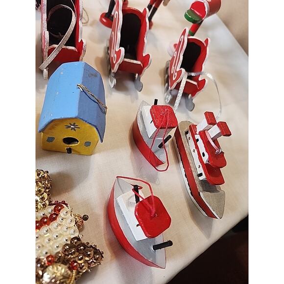 Lot of 28 Wooden Christmas Ornaments Nutcrackers Sleds Candy Canes Soap Box Cars - Picture 6 of 13